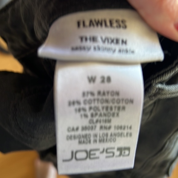 Joe’s Jeans Flawless The Vixen Sassy Skinny Ankle - Picture 5 of 5